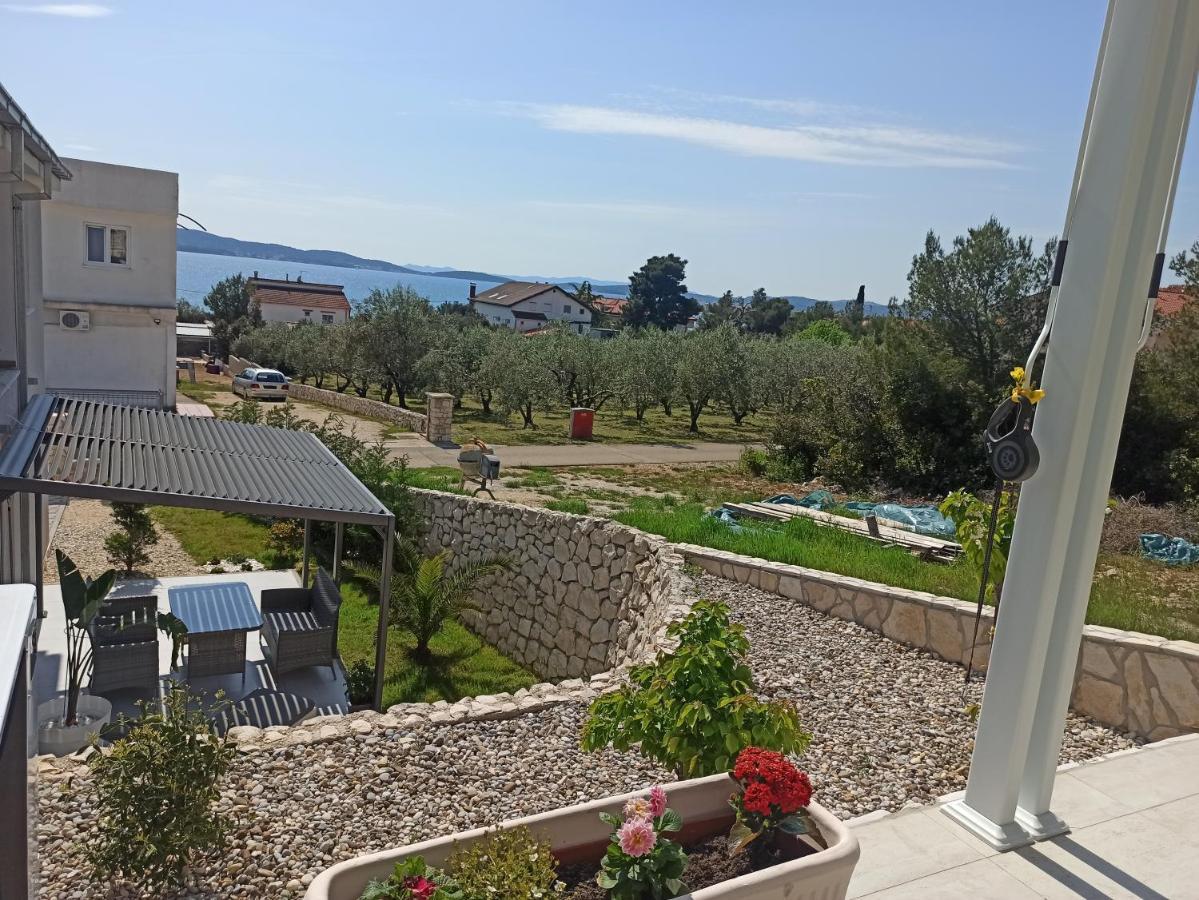 Adriaapart Vip Sukošan Exterior foto