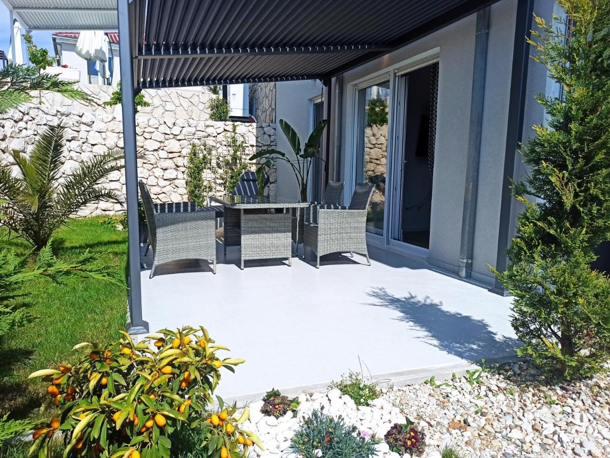 Adriaapart Vip Sukošan Exterior foto